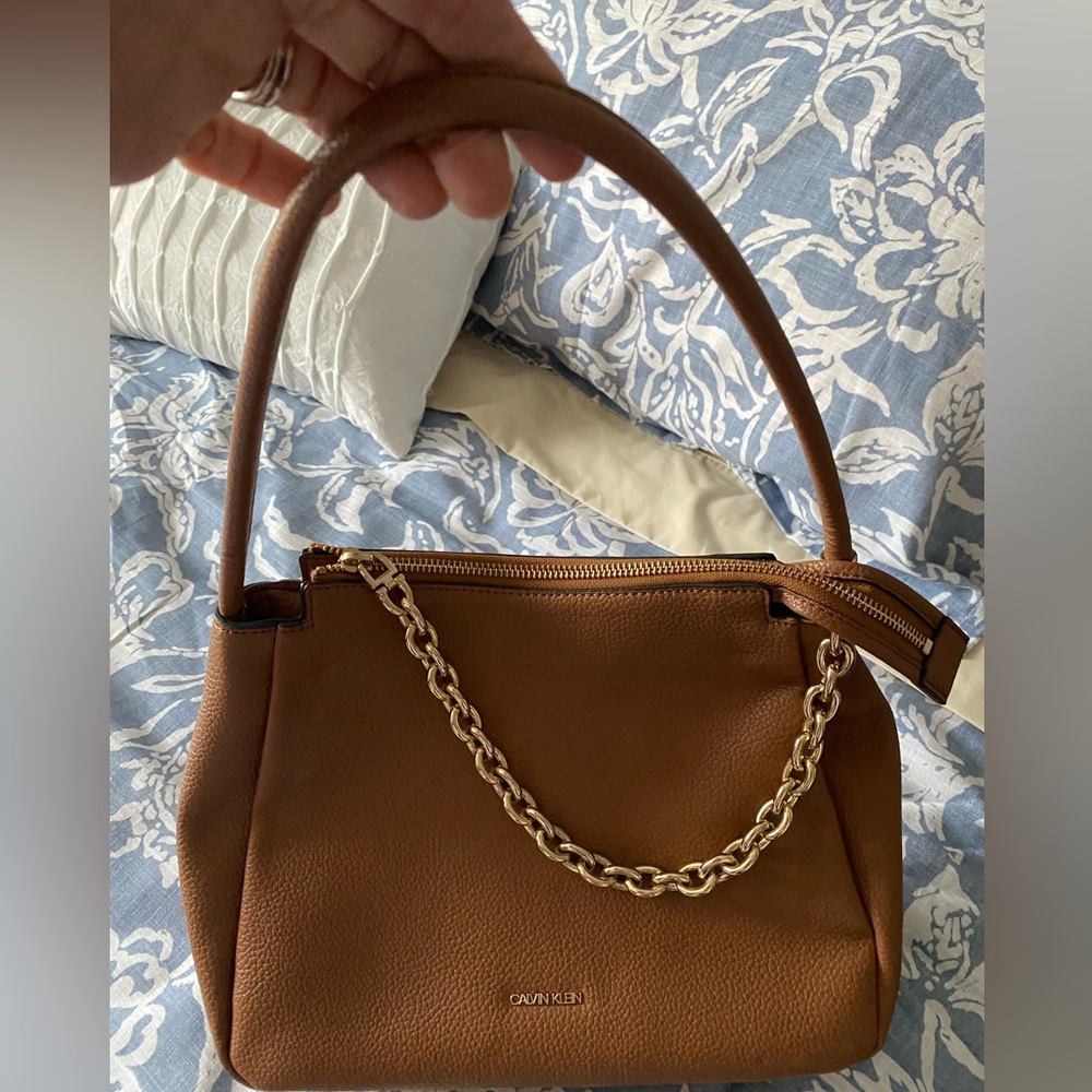 Calvin Klein Tan Shoulder Bag with Gold Chain